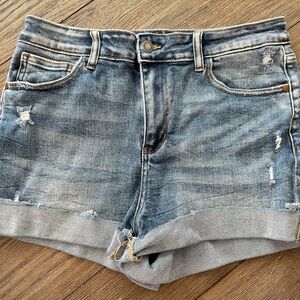 Judy Blue Distressed women’s Jean Shorts Sz large $10